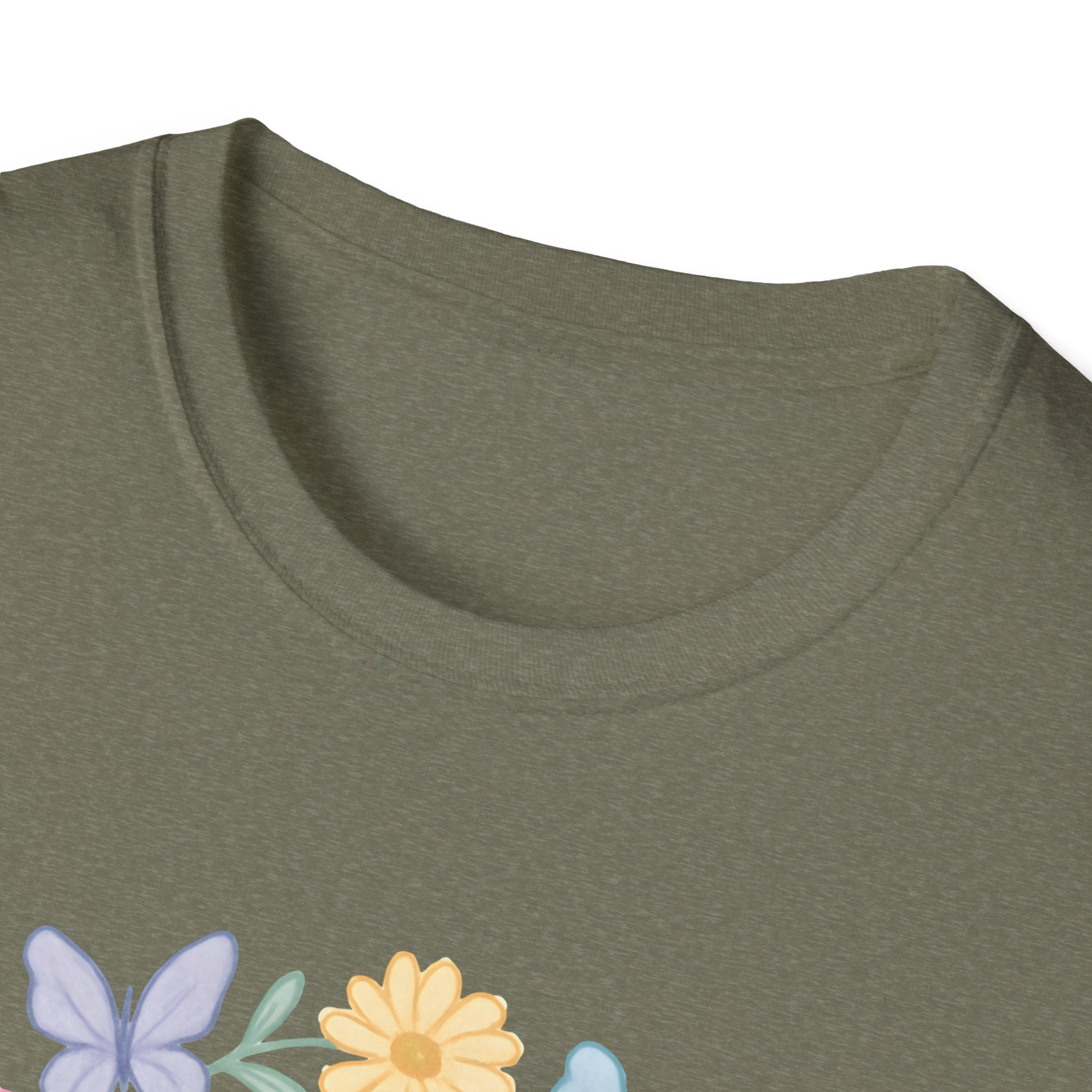 Grow Free Floral Wreath T-Shirt